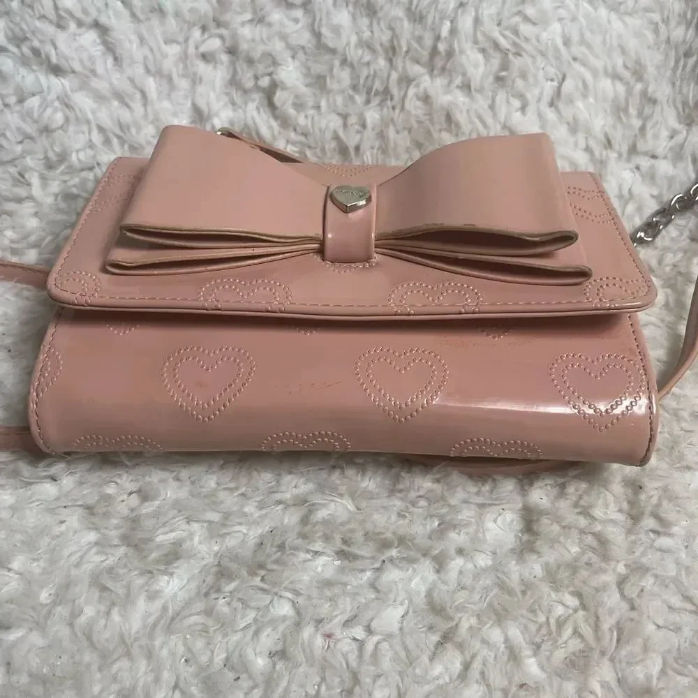 Betsey Johnson synthetic heart embossed pink patent crossbody bag Bow accent